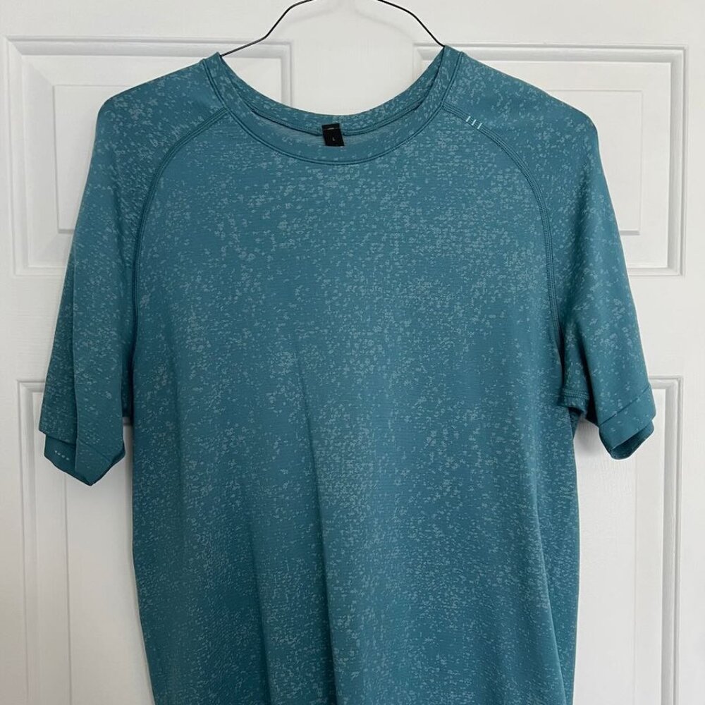 Lululemon Metal Vent Tech 2.0 Shirt, Blue Men's Large
